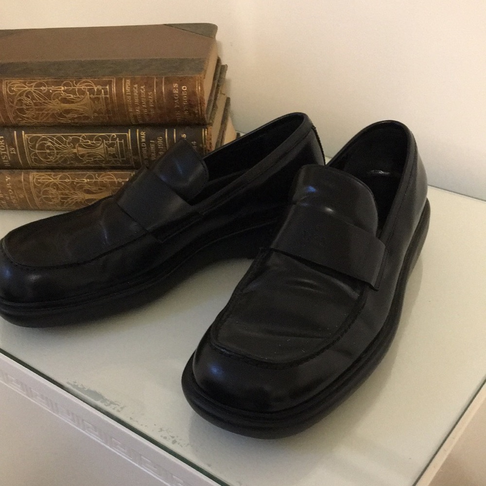 Gucci Black Leather Penny Loafers